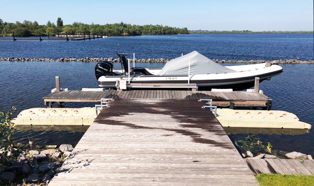 Jet Ski Dock : Jet Port ® | Photos - Dock Marine Europe