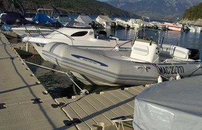 pontons-flottants-bateaux-plaisance-14.JPG